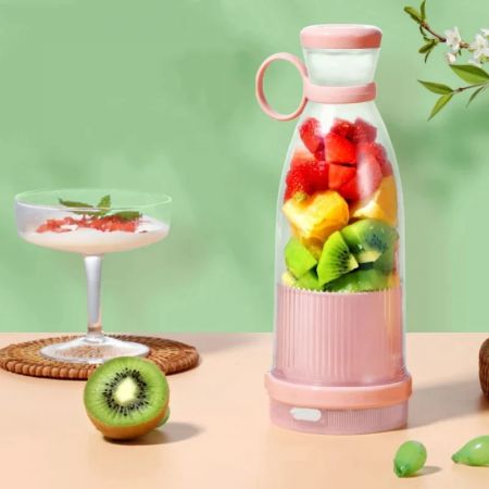 Electric Fruit Juicer Mixers  ||  Mini Portable Blender